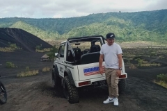 Black-sand-Jeep-tour-2022-at-Kintamani-Batur-Edy-Ubud-tour